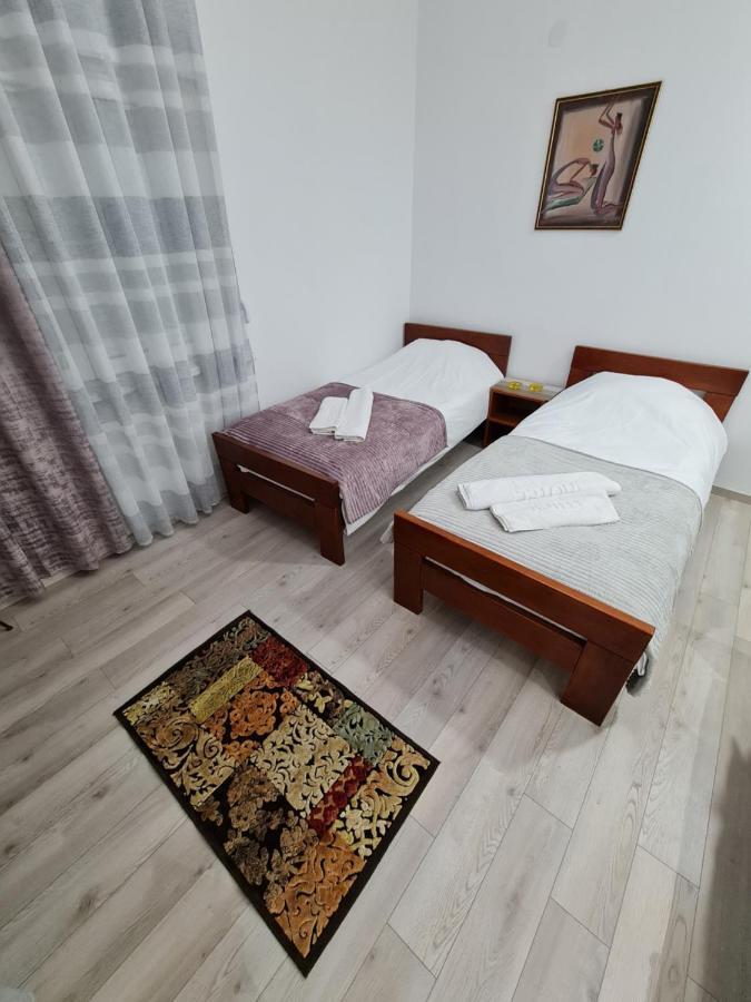 "Astor16" Apartments Nis Bagian luar foto