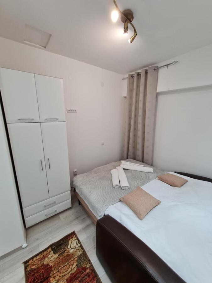 "Astor16" Apartments Nis Bagian luar foto