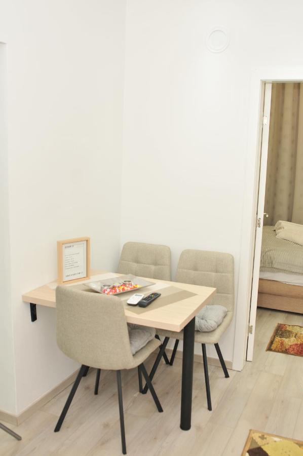 "Astor16" Apartments Nis Bagian luar foto