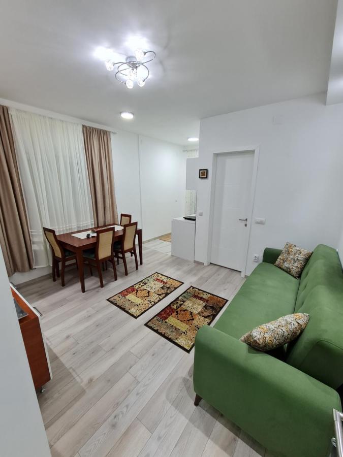 "Astor16" Apartments Nis Bagian luar foto