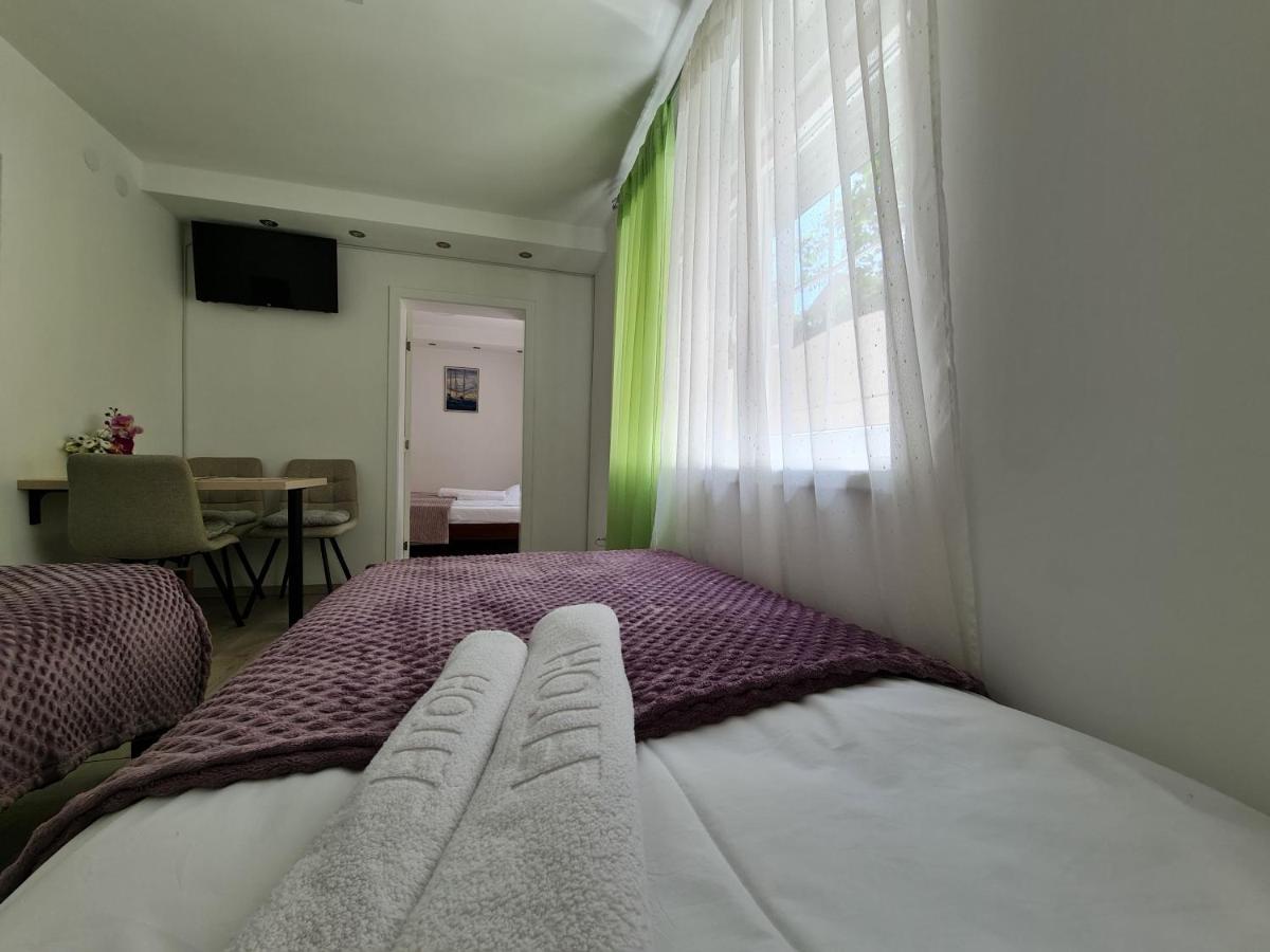 "Astor16" Apartments Nis Bagian luar foto