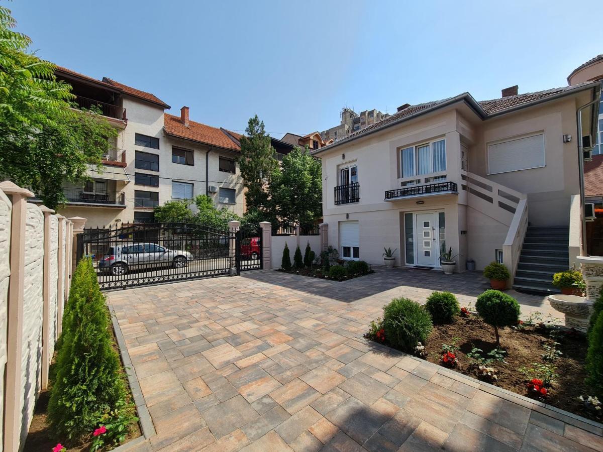 "Astor16" Apartments Nis Bagian luar foto