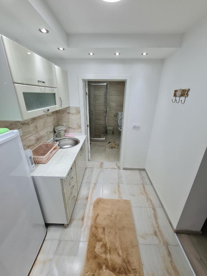 "Astor16" Apartments Nis Bagian luar foto